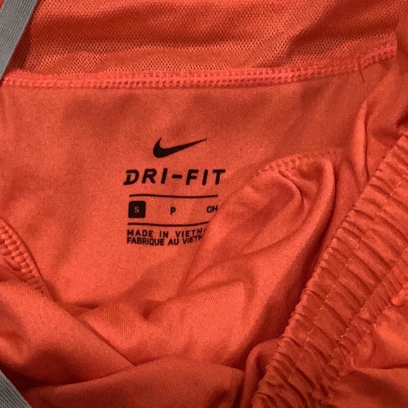 Dri fit Nike running shorts - Picture 2 of 2